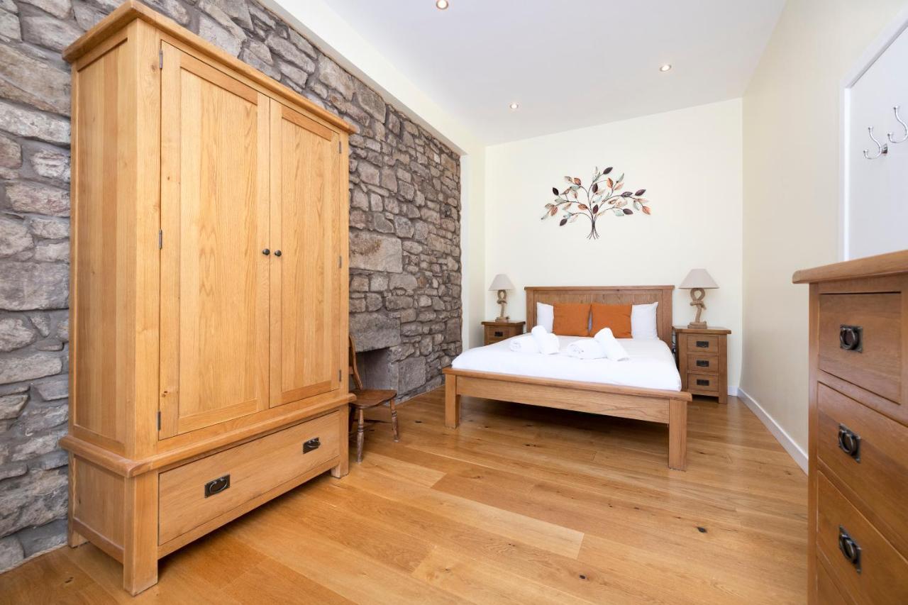 Joivy 1 Bed Flat In Old Town, Next To St Giles Cathedral Apartment เอดินบะระ ภายนอก รูปภาพ