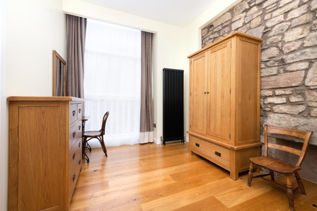 Joivy 1 Bed Flat In Old Town, Next To St Giles Cathedral Apartment เอดินบะระ ภายนอก รูปภาพ